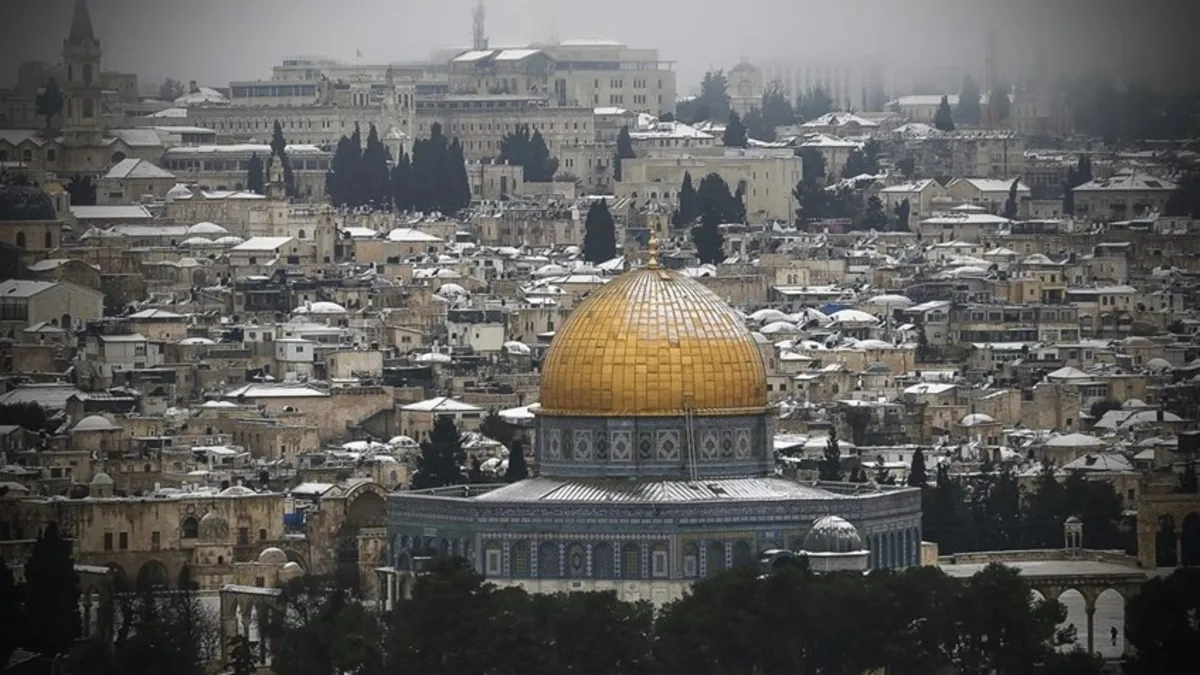 Siyonist İsrail, Mescid-i Aksa Cami İmamı Sabri’nin camiye girişine izin vermedi