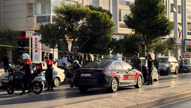 İzmir'de bankada rehine krizi! Özel harekat polisleri bölgede