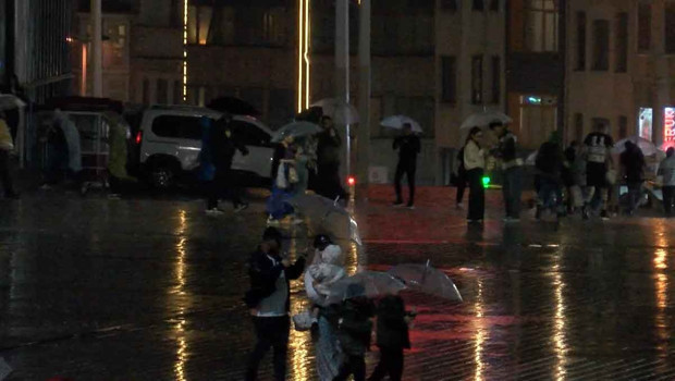 İstanbul'da sağanak etkili oldu